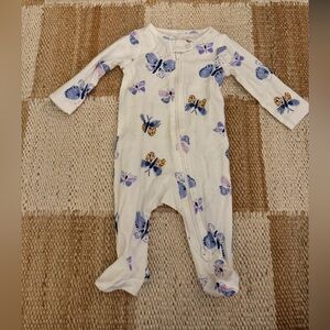 NWOT Carter’s footed onesie size 3M - blue and white butterfly patrern